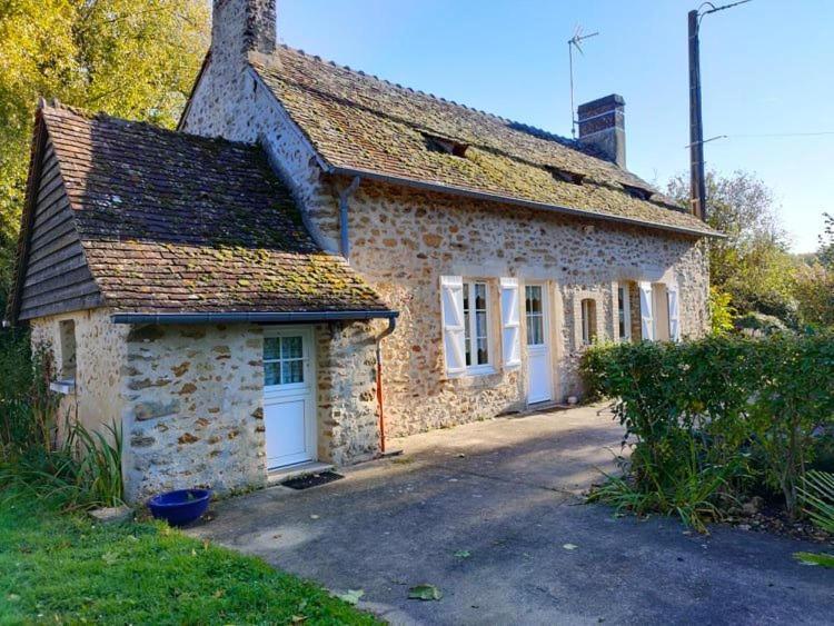 "Reves De Gamins", Chambre De Droite, 4 Couchages Dans Gite De Campagne "La Camusiere", Proche Du Pole Europeen Et Du Circuit Des 24H Champagné Exterior foto
